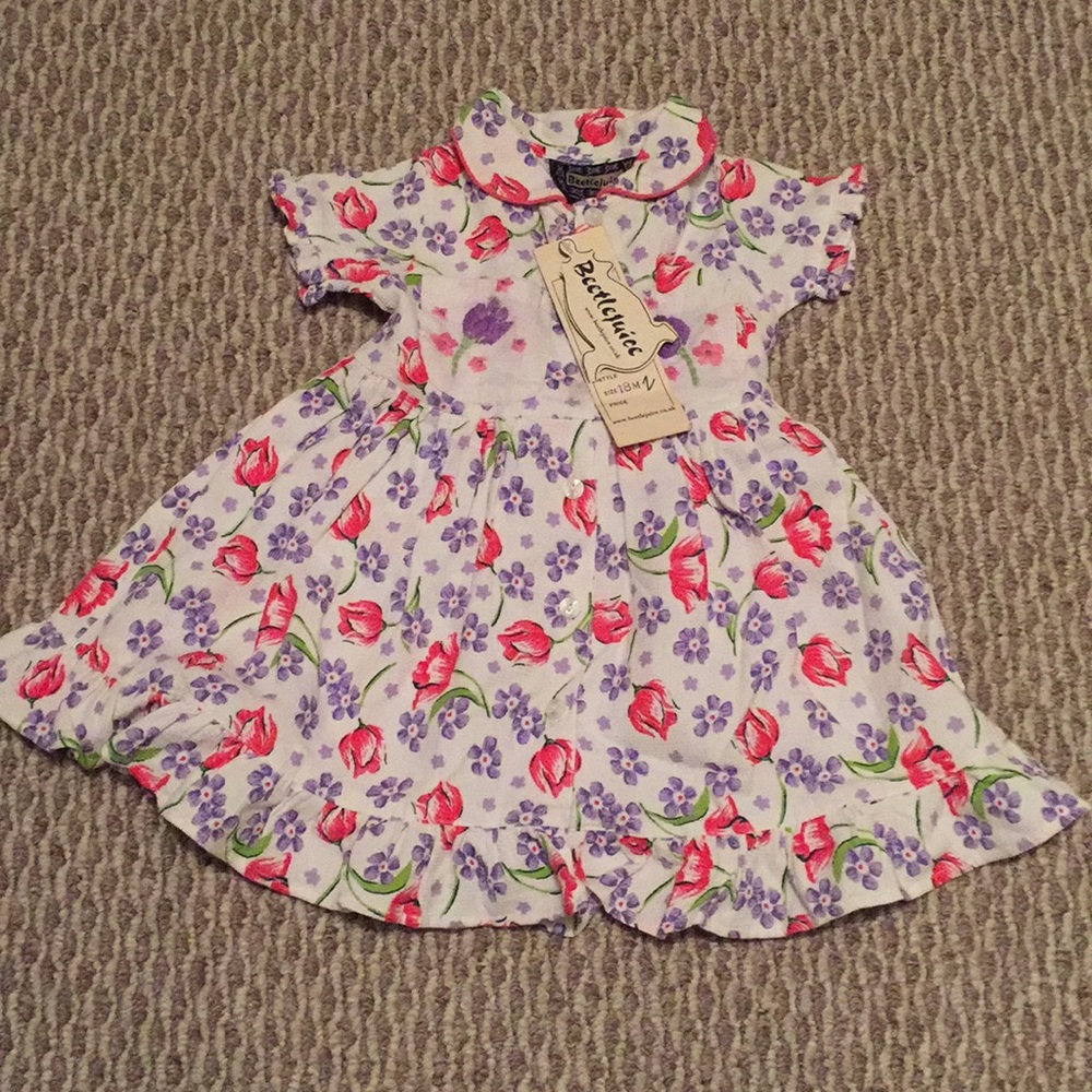 NWT Bettlejuice floral short sleeve dress